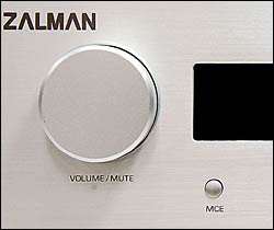 Image showing the front panel Volume/Mute knob, manufactured from pure aluminium for excellent ascetics