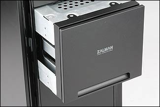 Two or three multi-bay device installation is supported including other manufacturers’ multi-bay components.